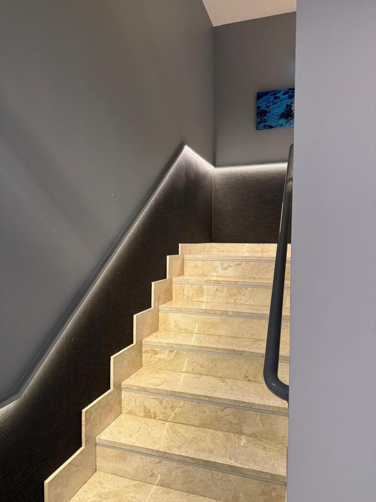 Estrella De Mar - Boutique Aparthotel Бенидорм Экстерьер фото