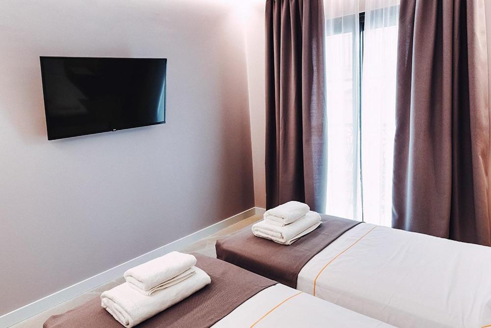Estrella De Mar - Boutique Aparthotel Бенидорм Экстерьер фото