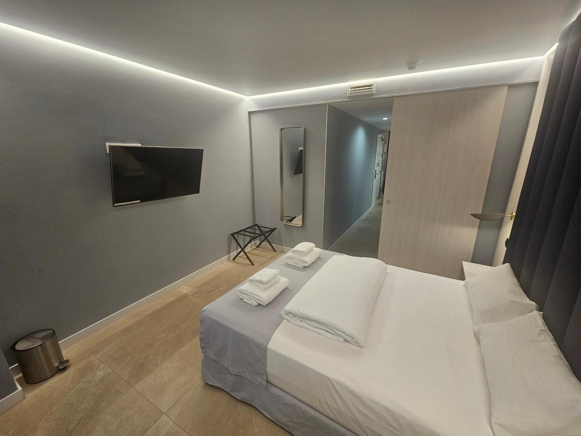 Estrella De Mar - Boutique Aparthotel Бенидорм Экстерьер фото